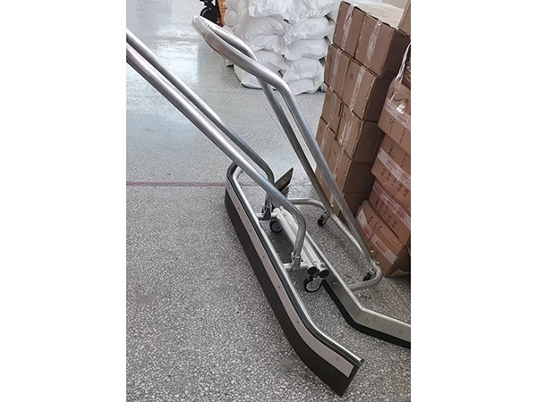 单/双推水器